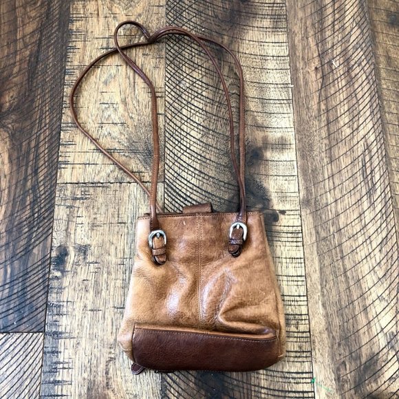 Handbags - VINTAGE leather small bucket zipper saddle bag